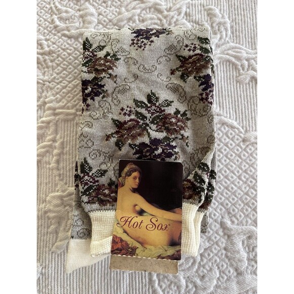 Hot Sox Victoria Floral Long Socks Ladies Fits 9-11 Made in USA RN 55365 NEW - Picture 1 of 5